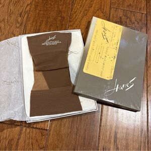 VTG Hanes Cantrece II Stockings 210 M-3 Barely There 8.5-9.5M Heel & Toe 3 Pair